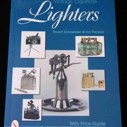 Handbook of Vintage Cigarette Lighters 【ZIPPO】