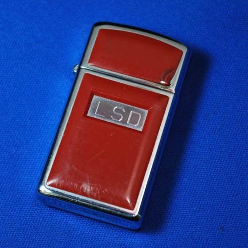 1981年製　ウルトラライト・スリム　廃盤カラー【ZIPPO】