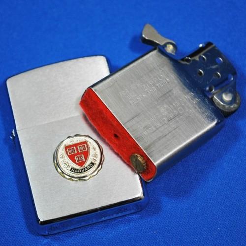 1965  HARVARD　ピンズ貼り・赤フェルト 【ZIPPO】