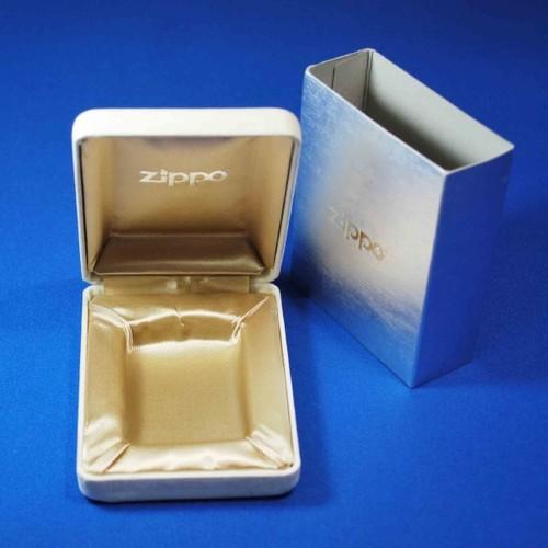 Zippoロゴ入り化粧BOX　ホワイト【ZIPPO】