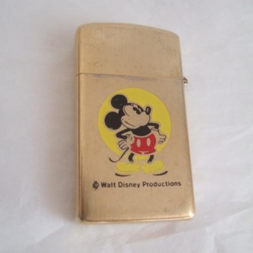 1976年製　ミッキーマウス　ゴールデン・エレガンス　スリム【ZIPPO】