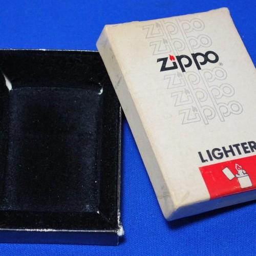 ​1977～84年製　新ロゴ　パッケージボックス　NO.2【ZIPPO】